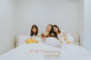 Mini Jung Karaksa